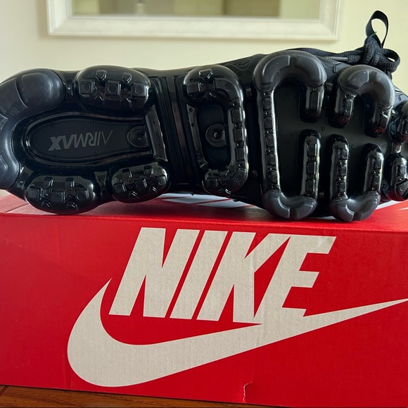 Vapor Max Plus. Brand new, never worn, still in box with tag. main image 2